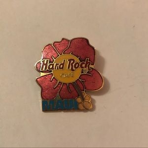 2 for $15 🌙Hard rock cafe Maui Hawaii pin